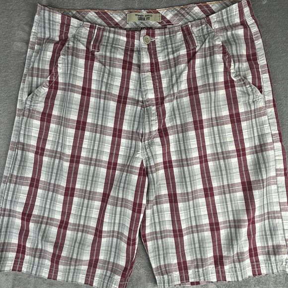 Wrangler Jeans Loose Fit Shorts Mens 36 x 10‎ Red Gray Plaid Casual Outdoor - Picture 1 of 11